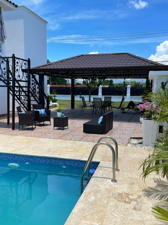 The Gil Place Villa Santiago De Los Caballeros Exteriör bild